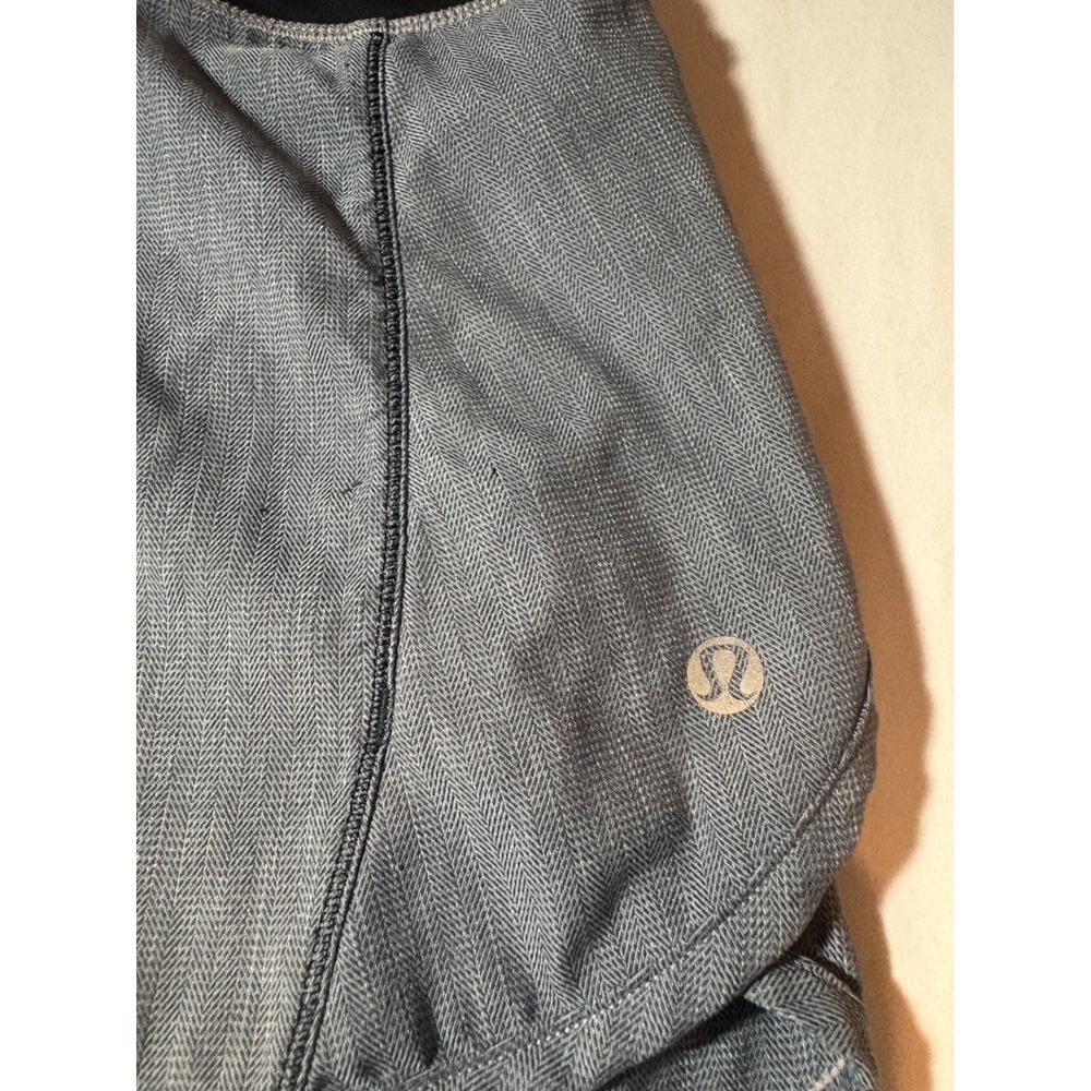 Lululemon Gray Herringbone Running Athletic Shorts Size 10 Women's - Picture 2 of 6